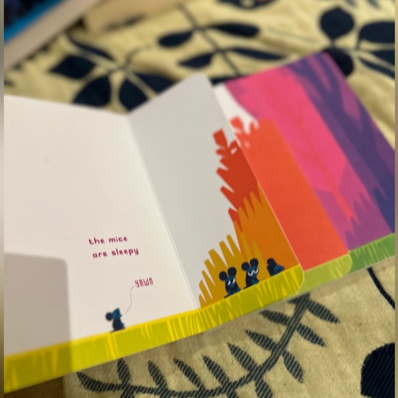 Board book bundle! (4 books ages 2-5) - Picture 3 of 10